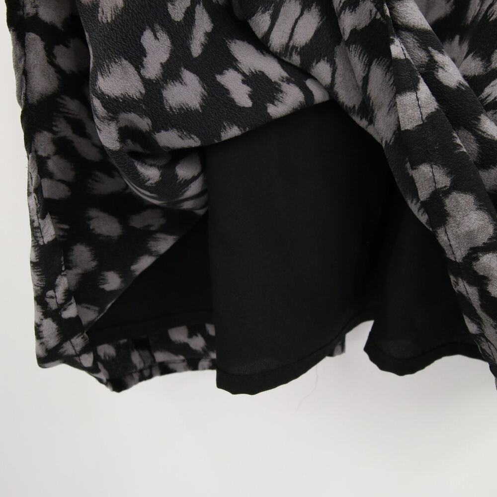 Joie Top Black Gray Leopard Print Pattern Sleevel… - image 7